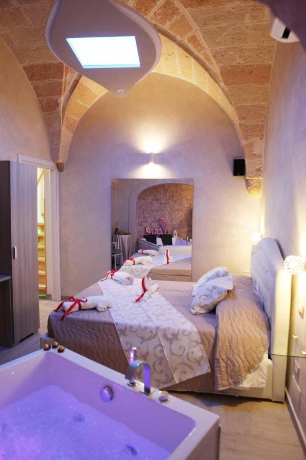 Afrodite Luxury Suite Veglie Exterior photo