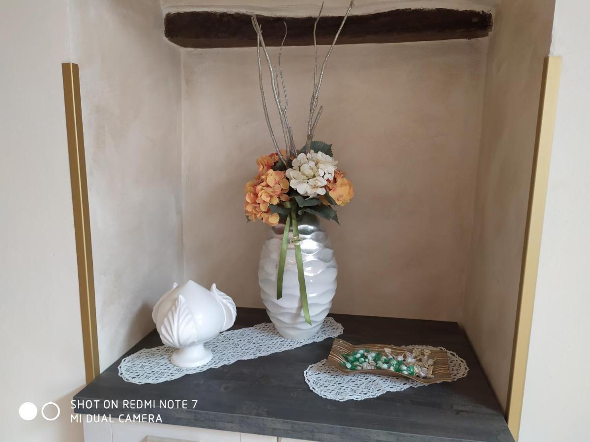 Afrodite Luxury Suite Veglie Exterior photo